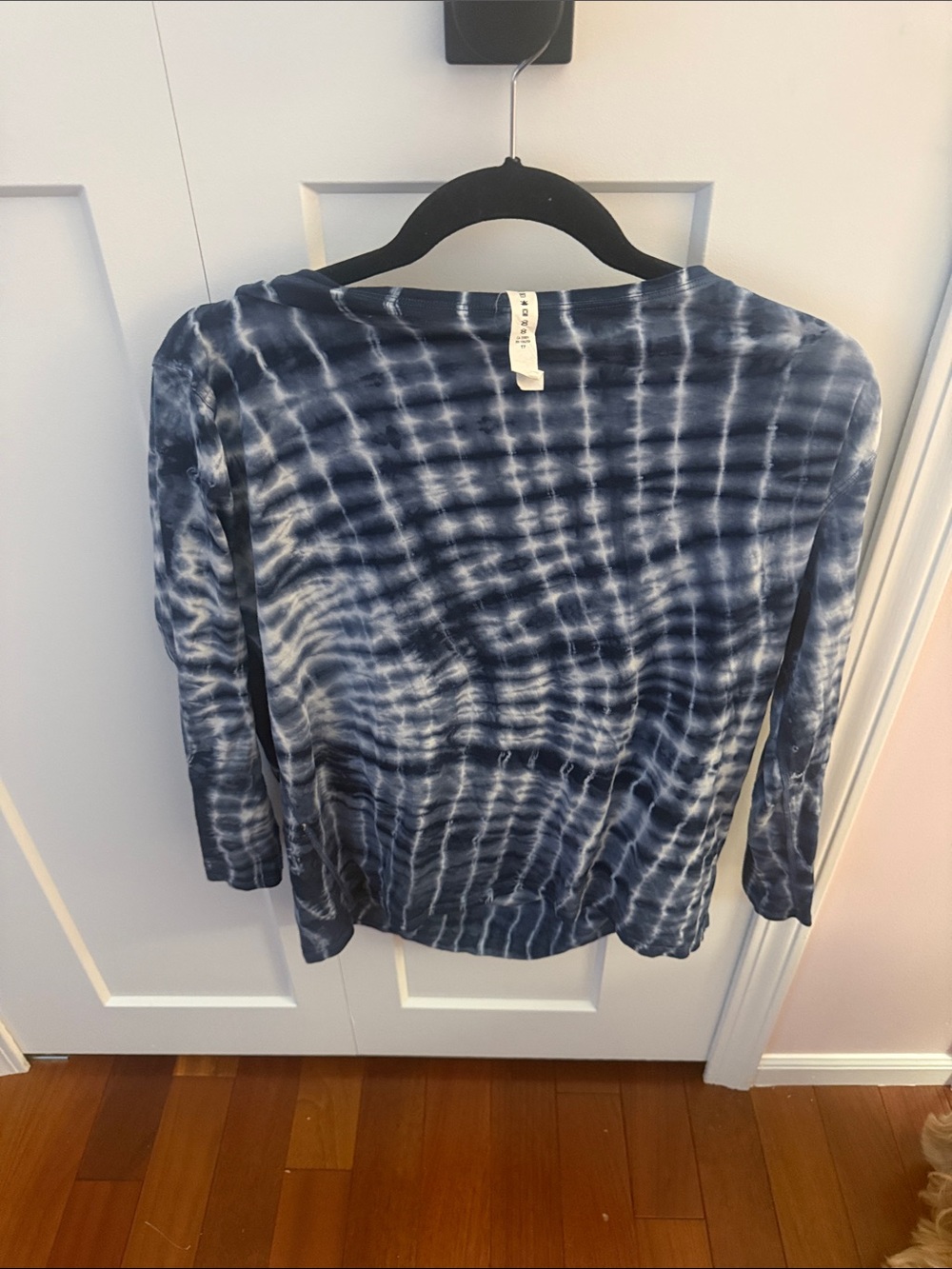 lululemon athletica Navy and White Tie-Dye Long Sleeve Top